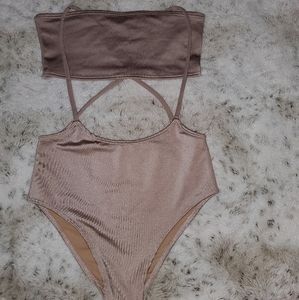 Fashion nova swimsuit